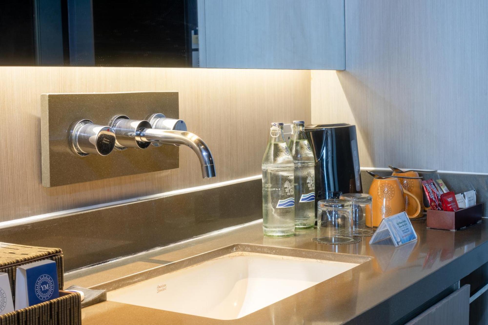 Отель The Yama Phuket 4*